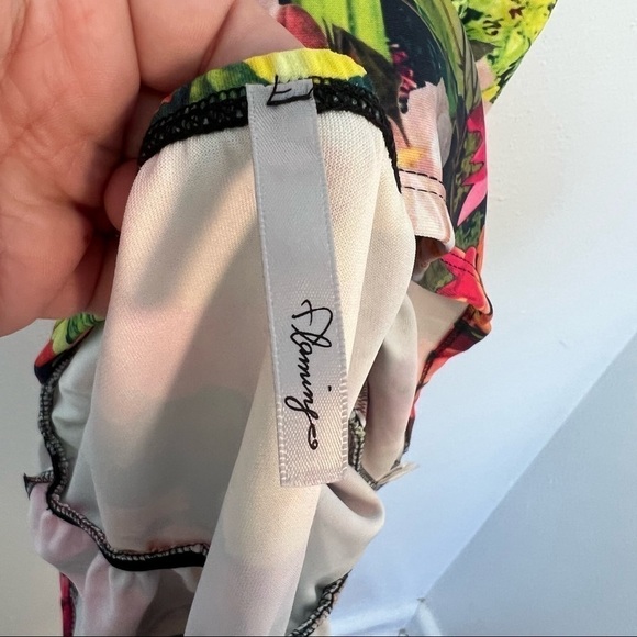 Flamingo Sleeveless Cross Back Blouse Floral - Picture 6 of 9